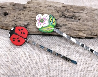 handmade Bobby pins set with Ladybug Flower in polymer clay, hair pins 2 inches, gift for a girl, Hair Accessory Colorful Bobby Pins