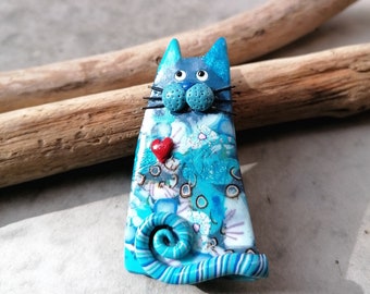 blue Cat brooch cat pin handmade in polymer clay, Mothers day gift for woman, cat jewelry, Gift for cat lovers for woman