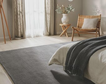 Modern Gray Plush Area Rug Soft Thick Carpet Minimalist Bedroom Rug Cozy Living Room Decor Neutral Floor Rug Luxury Home Accent