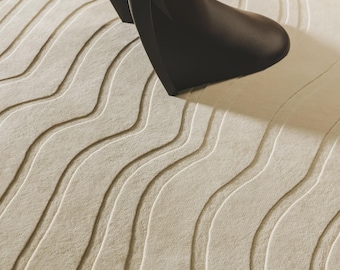 Modern Wavy Tufted Rug, Abstract Beige Plush Carpet, Handmade Minimalist Area Rug