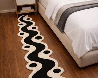 Modern Abstract Runner Rug Black and White Wavy Shape Handmade Tufted Rug Hallway Bedroom Carpet Unique Irregular Floor Decor