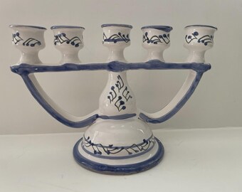 Vintage Tunesische keramische kandelaar met 5 armen, handbeschilderd, 15 cm hoog, 23 cm breed