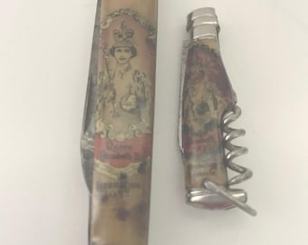 Navajas de bolsillo de la coronación de la reina Isabel II de 1953, fabricadas por Richards de Sheffield, Inglaterra.