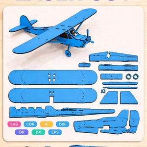 Op de afbeelding: Een rustiek houten bord met de tekst "Welcome to our home" in witte letters. Het bord heeft een verweerde afwerking, perfect voor entree decoratie.