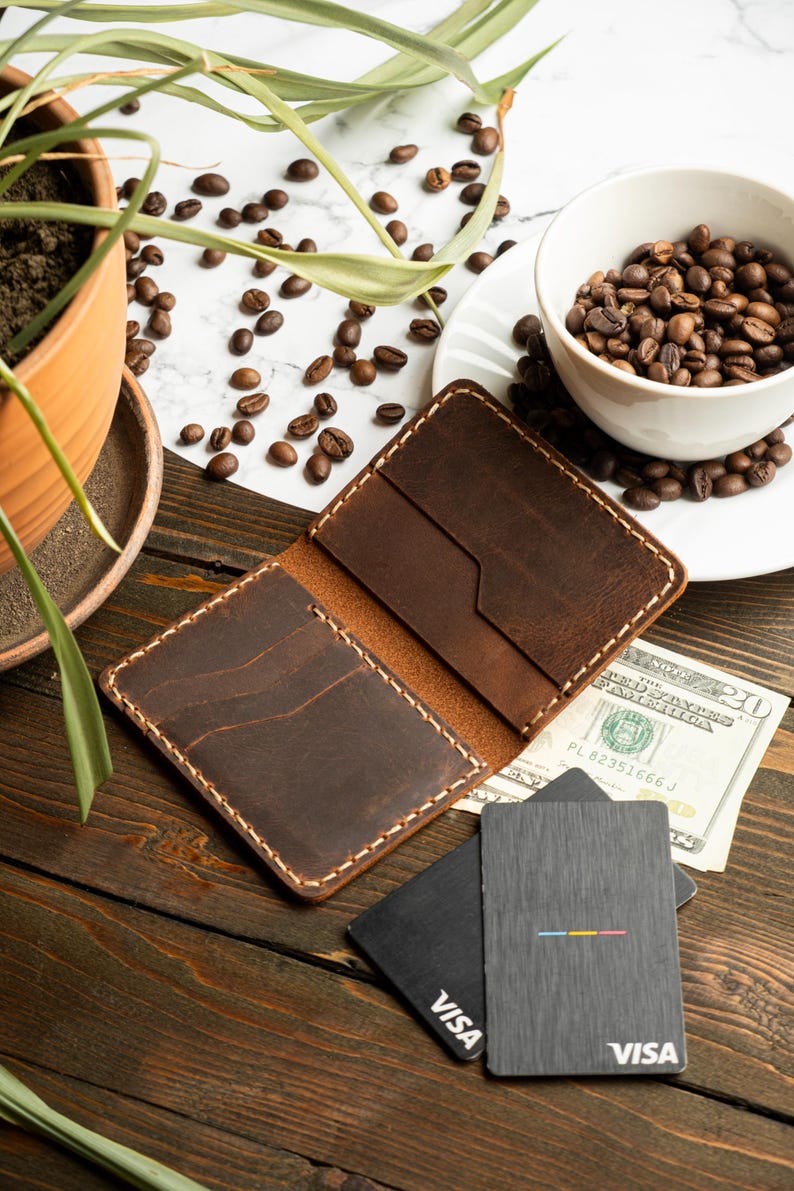 Personalized Leather Card Holder, Minimalist Leather Wallet, Distressed Leather Man Wallet, Custom Leather Bifold Wallet, Fathers Day Gift bild 8