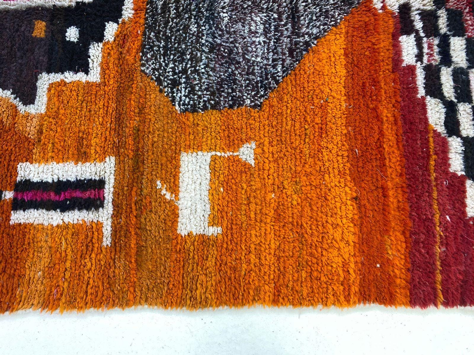 モロッコウールカーペット：オレンジ幾何学模様ボヘミアンスタイル