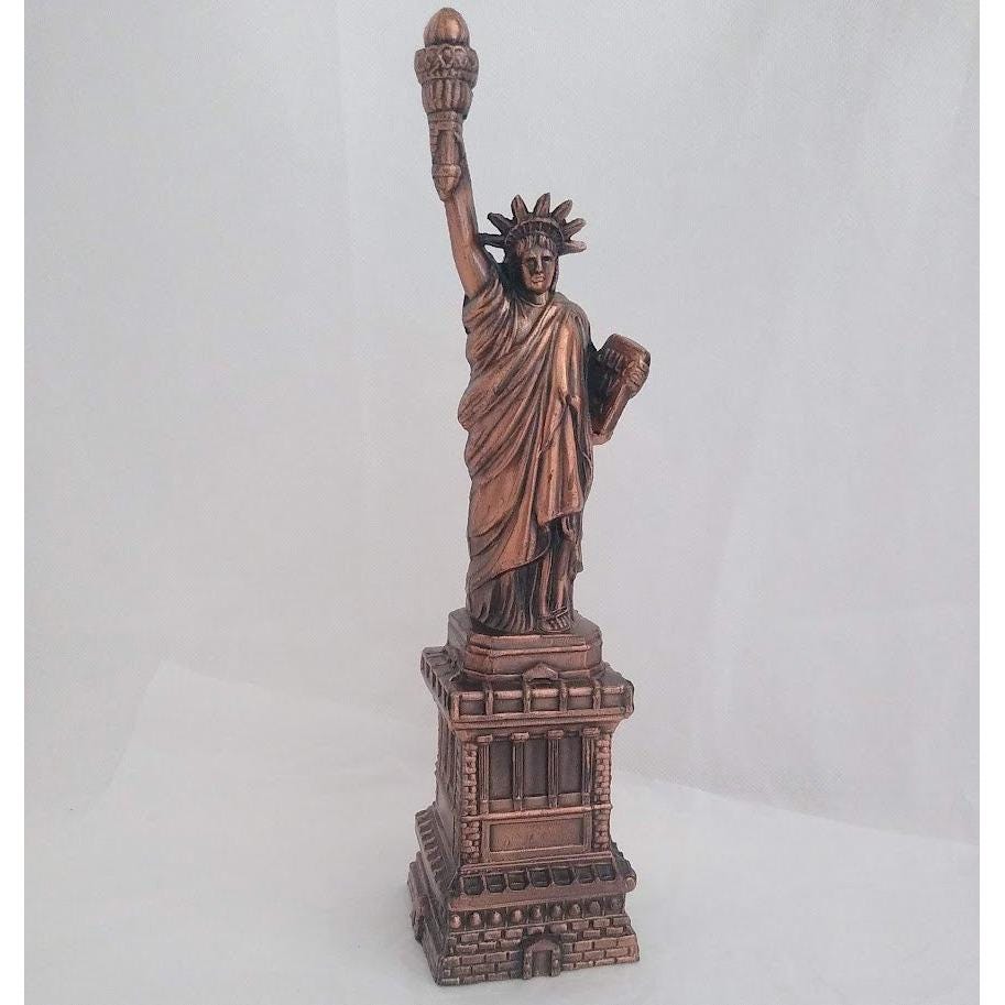 Vintage Statue of Liberty Figurine - Etsy