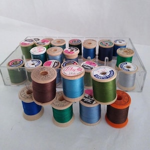 Vintage Wooden Spool Sewing Thread Lot 30 Pieces Acrylic Organizer Tray