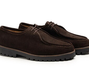 Tyroliennes pour hommes en daim, derby marron, crampons fabriqués à la main
