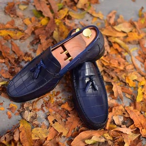 Handcrafted Navy Blue Leather Loafers with Elegant Gold Detailing – Luxury Footwear for Gentlemen