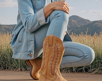 Botas vaqueras de ante color canela para mujer, botas vaqueras de media pantorrilla con punta cuadrada, botas de montar campestres para festivales.