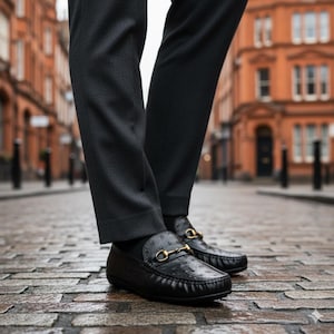 Mens Gucci Shoes 9.5 - Etsy display picture 2