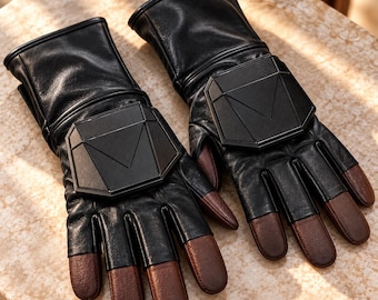 Boba Fett Gloves | Mandalorian Cosplay Leather Gauntlets | 3D Printed Armor Plates
