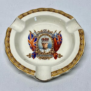 1937 HM Edward VIII Krönungsaschenbecher