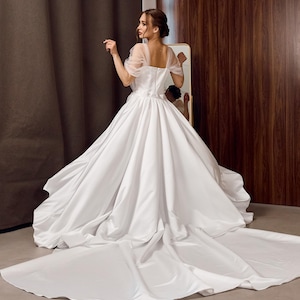 Detachable wedding train satin, Extra long wedding train, Removable wedding train, White bridal overskirt, Overlay skirt wedding,Royal train