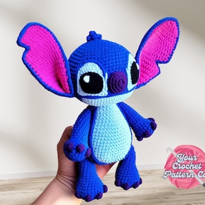 Patrón de punto de crochet, monstruo alienígena azul, punto amigurumi, archivo pdf de crochet, crochet inglés,