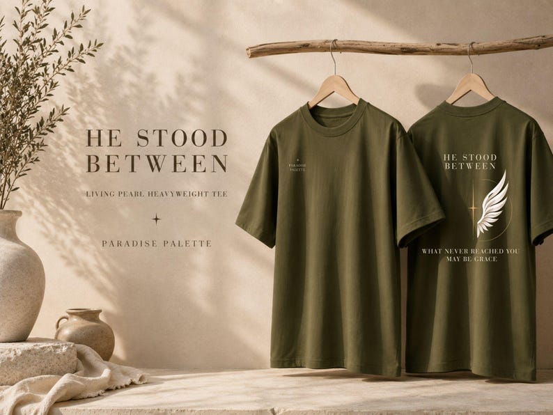 彼はクリスチャンシャツ、シャカウェアグラフィックTシャツ、メンズクリスチャンシャツ、ヘビーウェイトフェイスTシャツ、グレースシャツの間に立った 画像 2