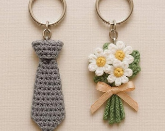 Crochet Daisy Bouquet Keychain, Mini Flower Tie Charm, Handmade Bag Accessory