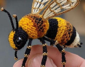 Crochet Bee Pattern PDF | Amigurumi Bee Plush, Keychain Toy (Beginner Friendly)