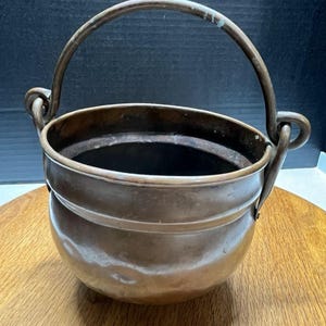 Vintage Copper Cache Pot Planter Footed Cauldron Bowl Metal Decor Handle Rustic