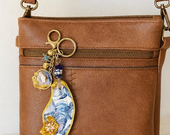 Oyster Shell Keychain OYSTER SHUCKER