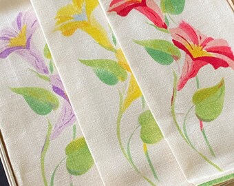 Set Of Three Vintage Linen Guest Towels/ Hand Towels/Tea Towels/Hand Painted Towels 12X20"