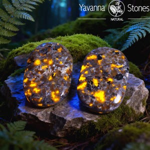 Yooperlite Palm, UV Reactive Flame Stone, Glowing Worry Stone