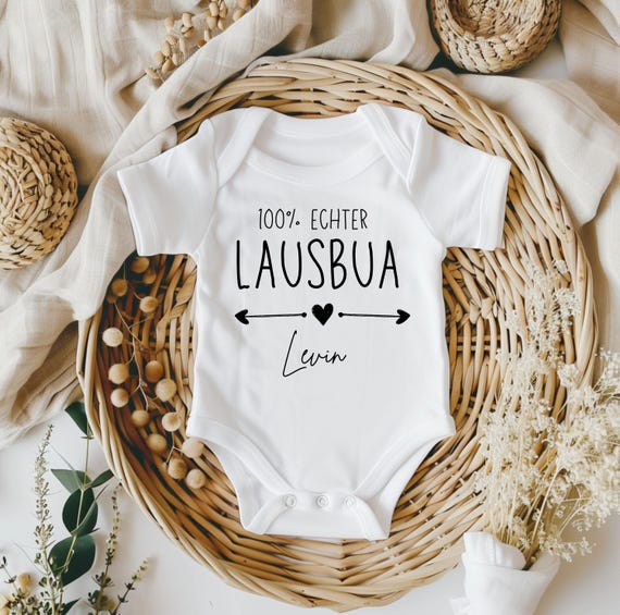 Babybody Lausbua, personalisierter Babybody, kurzarm, Wickelbody mit Name, Geschenk zur Geburt, Taufgeschenk, Body Suits, Baumwolle, Junge
