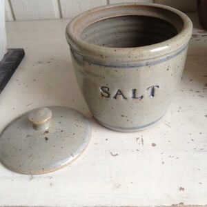 Stoneware Salt Cellar with Lid image 3