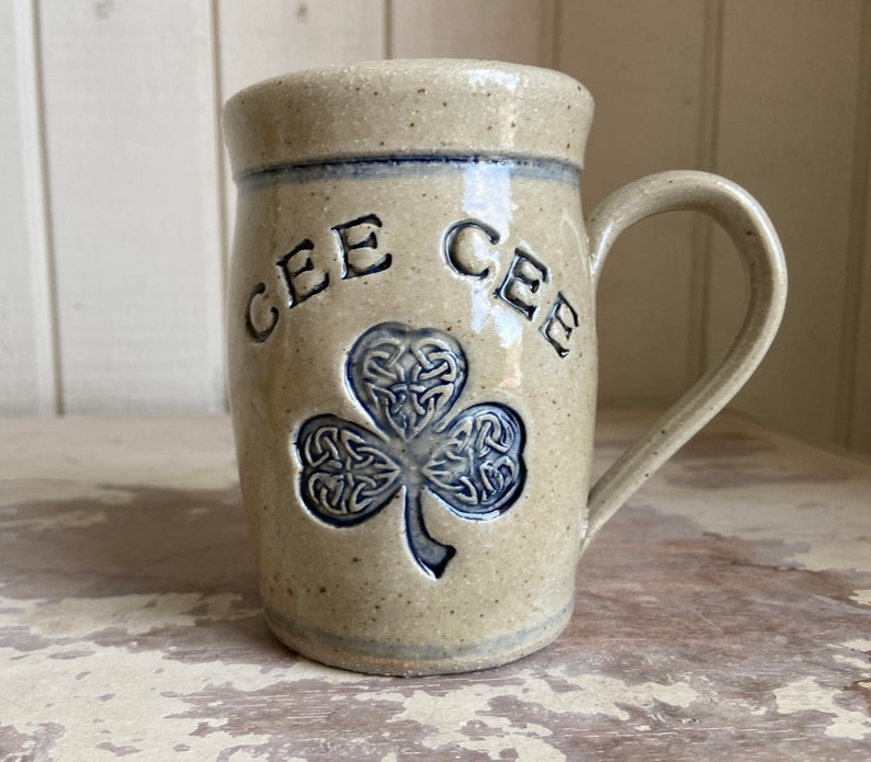 Personalized gift for CelticLover . Celtic Shamrock is beautifully detailed and sure to please. image 1