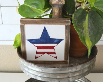 Patriotic Star Mini Sign- 4th of July Decor - Tiered Tray Farmhouse Style Sign