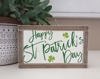 Happy St Patirck's Day Mini Sign - Tiered Tray Decor