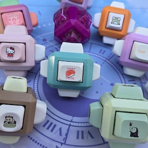 Clicky Cube Keyboard Fidget – Collectible Keycap Desk Toy