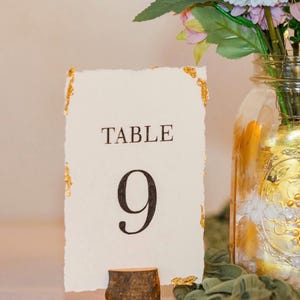 Numéros de table de mariage | Papier de coton fait main avec bords tachés en feuille d'or