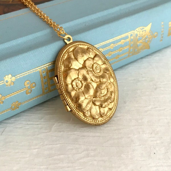 Gold Flower Locket Necklace, oval locket, romantic gift for her, embossed locket, rose pendant, vintage style locket, wedding locket