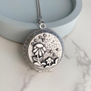 Silver Daisies Locket Necklace with photos, daisy flower pendant