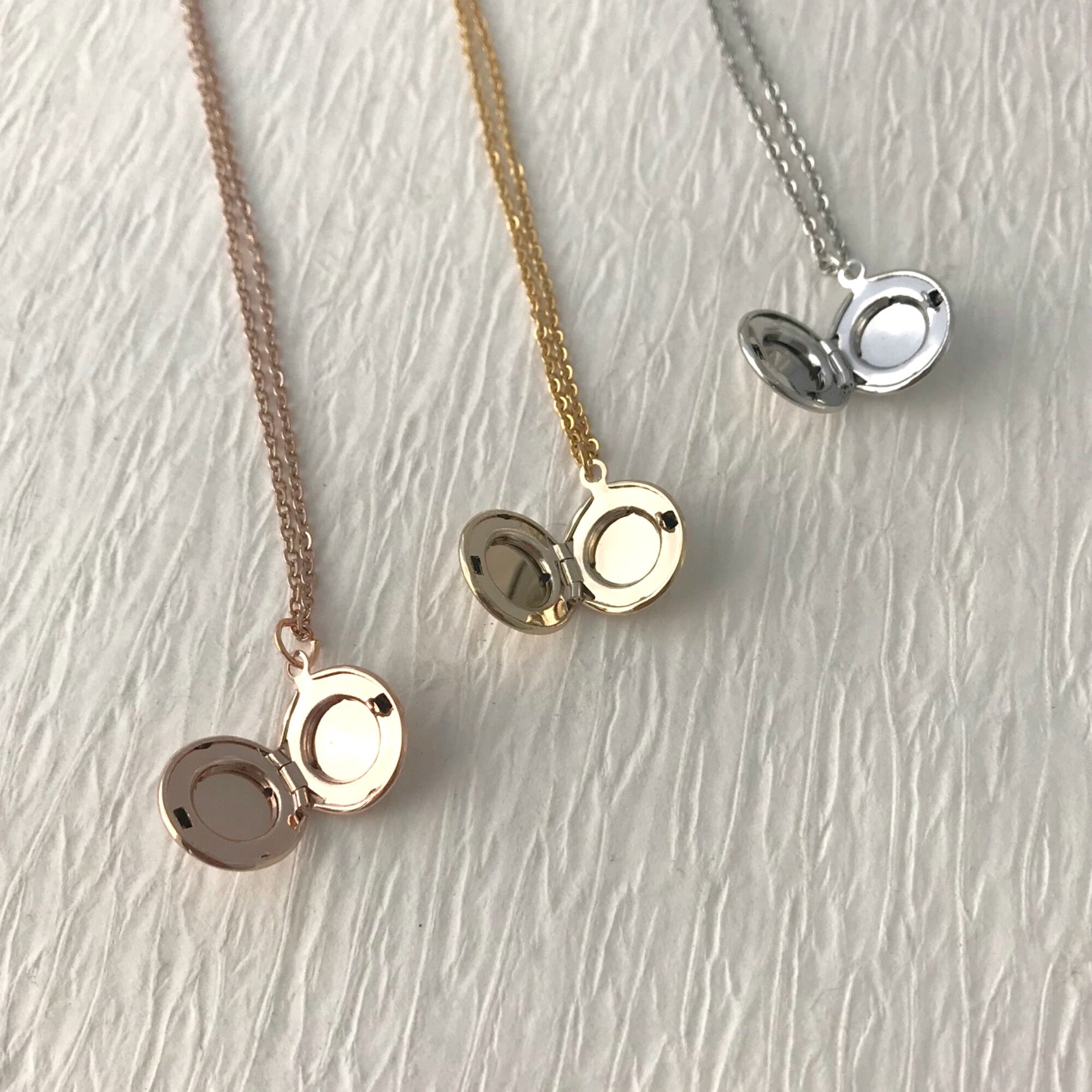 Mini Locket Gold Mini Round Locket Necklace, Silver-gold-rose Gold, Dainty Photo Locket ...