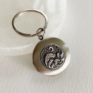 Personalized Ocean Waves Locket Keychain, silver locket with photos, gift for him, custom engraved locket