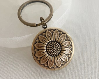 Gold Sunflower Locket Keychain, locket with photos, picture locket, personalized gift for her, keychain photo gift