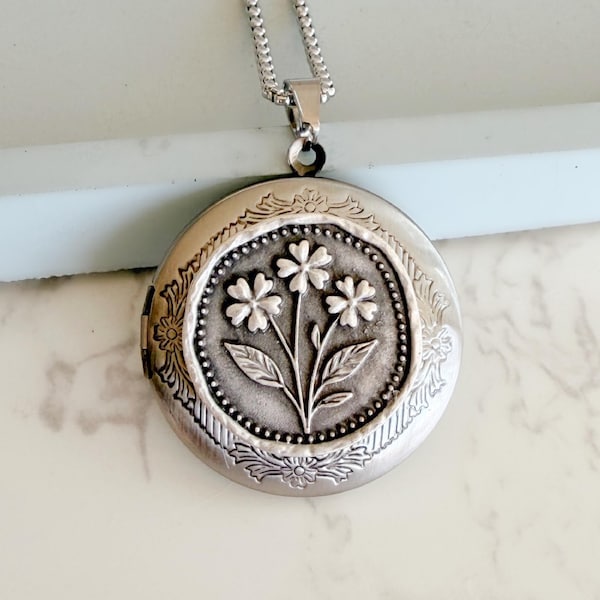 Silver Forget-Me-Not Flower Locket with photos and engraving, Personalized Nature Necklace, Photo Keepsake Gift for Mom
