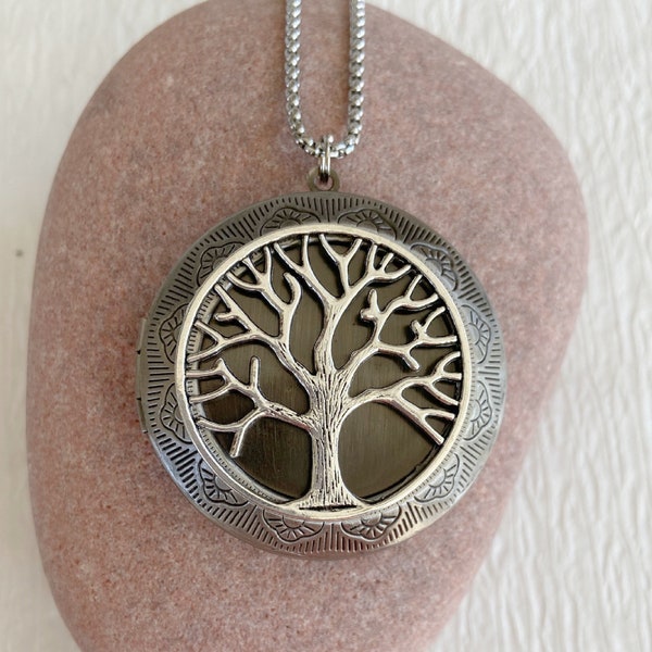 Extra Large Tree of Life Locket Necklace with printed photos, silver tree of life pendant, custom locket with picture