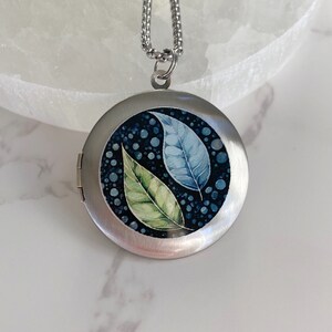 Spring Leaves Locket Necklace, silver picture locket with photos, nature jewelry, custom engraved locket