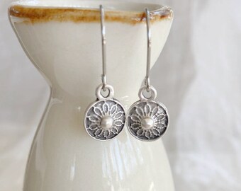 Small Silver Daisy Drop Earrings, silver flower dangle earrings, hypoallergenic earrings, tiny dangle earring set for women