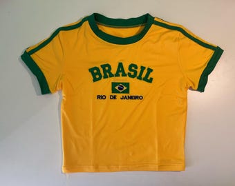 Y2K Brazil Baby Tee: Retro Rio de Janeiro Crop Top