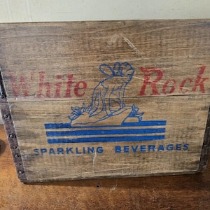 Vintage 1950s–1960s White Rock Sparkling Beverages Wooden Soda Crate – Psyche Logo – Rustic Collectible Box