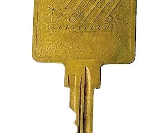 Airport Marina Dallas Ft Worth TX Hotel Key Room #830 Texas Brass Original USA Vintage