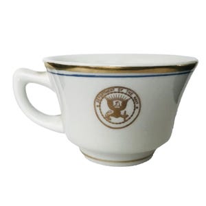 Tazza da pranzo vintage del Dipartimento della Marina, Caribe China, 1973, fasce blu oro