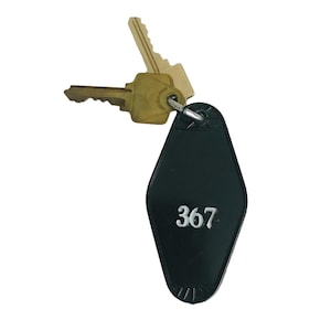 Vintage Hotel Key & Fob Room #367 Original USA Black Plastic Fob Motels Inns Travel