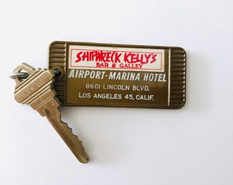 Vintage Original Shipwreck Kelly's Airport Marina Hotel Key & Fob #136 Los Angeles CA Plastic