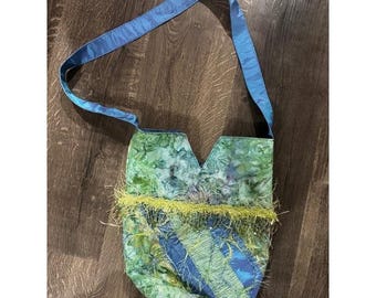 パッチワークショルダーバッグ 緑と青の生地 手作り